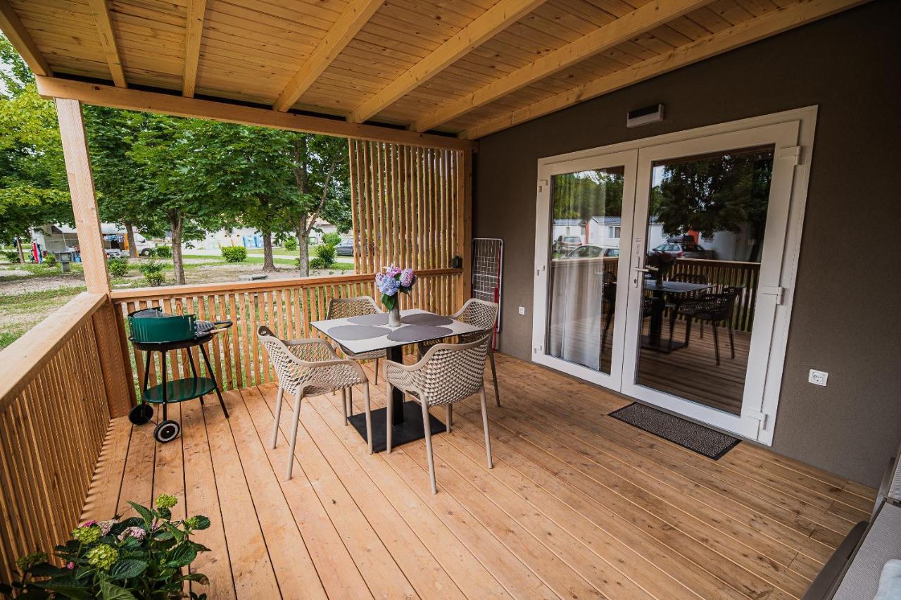 Premium Mobile Homes With Thermal Riviera Tickets Catez ob Savi Exterior photo