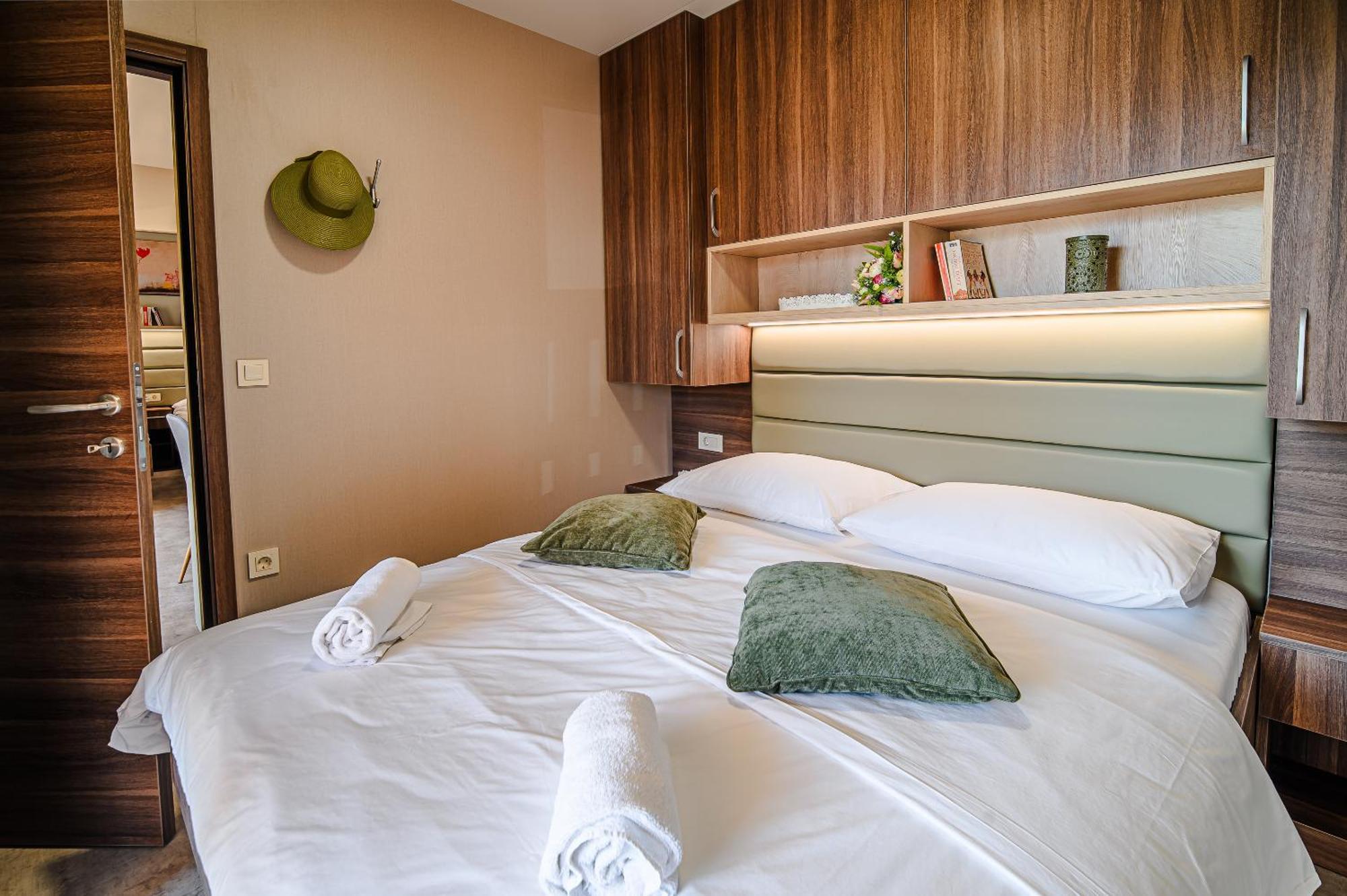 Premium Mobile Homes With Thermal Riviera Tickets Catez ob Savi Exterior photo