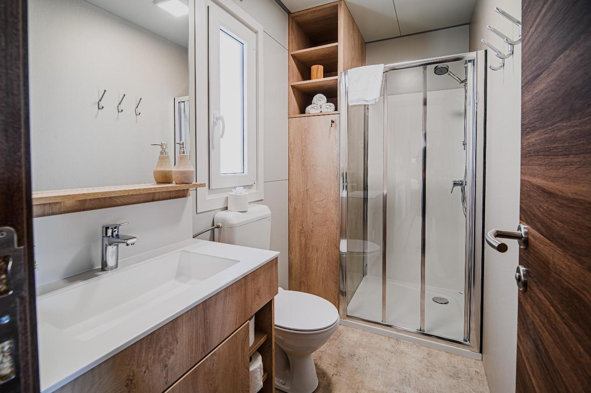Premium Mobile Homes With Thermal Riviera Tickets Catez ob Savi Room photo